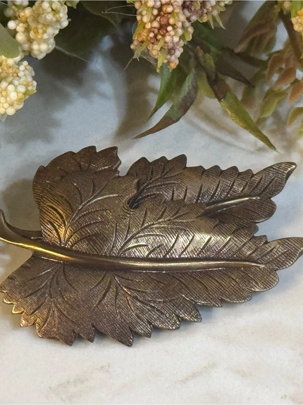 Vintage Fall Autumn Double Leaf Brooch Brass Bronze Tone Brooch Pin Metal
